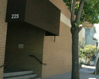 Exterior photo of On Lok PACE 30th Street Center for seniors